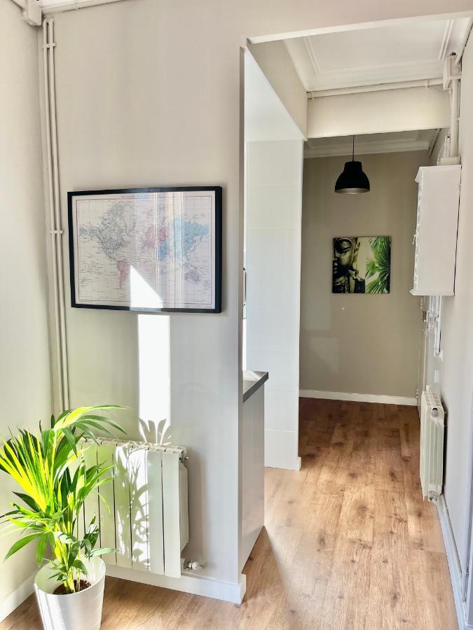 Sunny Apartment Gracia - Joanic Renovated Barcelona Exterior photo
